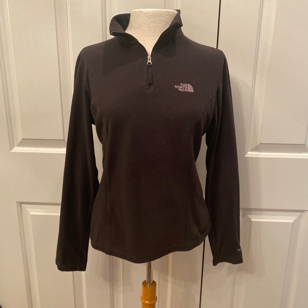 The North Face 1/4 zip fleece